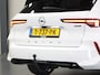 Opel Astra Sports Tourer 1.6 180PK Hybrid Level 3 | 1ste eigenaar | AppleCarPlay/AndroidAuto | Navigatie | Adaptive Cruise Control | Keyless | AGR Stoelen | Stoel/Stuur/Voorruitverwarming | FULL LED | Camera | Isofix | Privacy Glass | Parkeersensoren | Trekhaak | Two-Tone |
