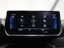 Peugeot 208 1.2 100PK Blue Lease Allure | 1ste eigenaar | AppleCarplay/AndroidAuto | Glazendak | Parkeersensoren | FULL LED | Navigatie | Lederen Stuurwiel | Climate Control | Cruise Control | 16" LMV | Isofix | Privacy Glass |