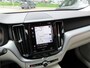 Volvo XC60 2.0 T8 Twin Engine AWD Momentum | 407 PK | TREKHAAK | 2.100  KG TREKGEWICHT | LEDER | PANORAMADAK |