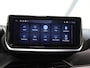 Peugeot 208 1.2 Hybrid 110PK e-DCS6 Allure | 1ste eigenaar | AppleCarplay/Android Auto | 360'Camera | AUTOMAAT | Keyless | Cruise Control | Climate Control | FULL LED | Isofix | Privacy Glass | Parkeersensoren | All Season Banden |
