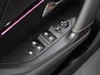 Peugeot 2008 130pk GT | 1ste eigenaar | AppleCarPlay/AndroidAuto | Schuifkanteldak | Stuur/VoorruitVerwarming | Camera | Keyless | AUTOMAAT | Adaptive Cruise Control | Sfeerverlichting | Isofix | Privacy Glass | Two-Tone |