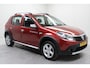 Dacia Sandero 1.6 Stepway | LPG | trekhaak | radio cd | 4 velgen met winterbanden | centrale deurvergrendeling met afstandsbediening