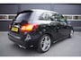 Mercedes-Benz B-klasse 180 Business Solution AMG Aut/Navi/Camera/Park.sensoren