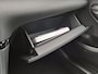 Toyota Yaris 1.5 Hybrid 130 Launch Edition Toyota Yaris Hybrid 130 Launch Edition vol luxe! Dodehoek detectie, stoel- & stuurverwarming, navigatie, Apple CarPlay/Android Auto, automaat!