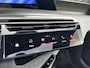 Peugeot e-5008 GT Avantage 73 kWh | 2 stoelen op derde rij | Achterbank in delen neerklapbaar | Achterbank verwarmd