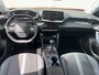 Peugeot 2008 1.2 PureTech Blue Lease Allure Airco | All-season Banden | Camera | Cruise Control | DAB | LED | LMV 17" | Navi | PDC V&A |