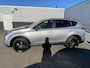 Toyota RAV4 2.5 Hybrid Black Edition Parkeersensoren v&a, achteruitrij camera, elektr. achterklep, keyless, adaptieve cruise control, automaat!