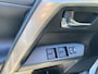 Toyota RAV4 2.5 Hybrid Black Edition Parkeersensoren v&a, achteruitrij camera, elektr. achterklep, keyless, adaptieve cruise control, automaat!