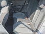 Peugeot 2008 Hybrid 145 Allure | Navigatie | Camera Voor & Achter | Adaptieve Cruise Control | 17"LMV | Dodehoekdetectie | CarPlay / AndroidAuto