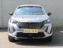 Peugeot 2008 Hybrid 145 Allure | Navigatie | Camera Voor & Achter | Adaptieve Cruise Control | 17"LMV | Dodehoekdetectie | CarPlay / AndroidAuto