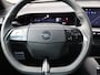 Opel Grandland Electric Business Edition 73 kWh | AGR stoelen | Trekhaak | Stoelverwarming | Navigatie
