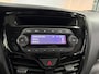 Opel Karl 1.0 ecoFLEX Cosmo/NL auto/ Lederen bekleding/ Parkeersensoren/ set winterbanden