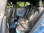 Volvo XC40 Recharge Plus 70 kWh | Achteruitrijcamera | Lederen Bekleding | Stoel-Stuurverwarming | Apple Carplay | ACC | Keyless | Parkeersensoren |
