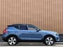 Volvo XC40 Recharge Plus 70 kWh | Achteruitrijcamera | Lederen Bekleding | Stoel-Stuurverwarming | Apple Carplay | ACC | Keyless | Parkeersensoren |