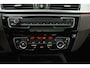 BMW X1 SDrive20i Orange Edition II (PANORAMADAK, STOELVERWARMING, CRUISE CONTROL, HUD-DISPLAY, DEALER ONDERHOUDEN)