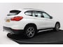 BMW X1 SDrive20i Orange Edition II (PANORAMADAK, STOELVERWARMING, CRUISE CONTROL, HUD-DISPLAY, DEALER ONDERHOUDEN)