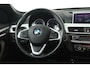 BMW X1 SDrive20i Orange Edition II (PANORAMADAK, STOELVERWARMING, CRUISE CONTROL, HUD-DISPLAY, DEALER ONDERHOUDEN)