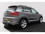 Volkswagen Tiguan 1.4 TSI R-Line Edition (PANORAMADAK, TREKHAAK, STOELVERWARMING, ELEKTR STOELEN, NAVIGATIE, SENSOREN)
