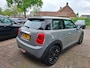MINI One Mini 1.5 One. 1ste eigenaar, dealer onderhouden. Zeer netjes en luxe, o.a: bluetooth, navi, cruise, etc. Prijs rijklaar.