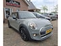 MINI One Mini 1.5 One. 1ste eigenaar, dealer onderhouden. Zeer netjes en luxe, o.a: bluetooth, navi, cruise, etc. Prijs rijklaar.