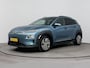 Hyundai Kona Electric EV FASHION 64 kWh | SoH 95,2%! | DODEHOEK DETECTIE | PDC | 3 FASEN | WARMTEPOMP | CAMERA | CLIMA | CRUISE ADAPT. | NAVI | PRIVACY GLASS | DAKRAILING | APPLE CAR PLAY & ADROID AUTO |