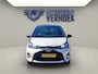 Toyota Yaris 1.0 VVT-i Bi-Tone Navi - Camera - Clima