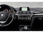 BMW 3-Serie 318i Edition Luxury Line | Stoelverwarming | Lederen bekleding | Schuifdak | LED