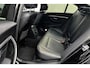 BMW 3-Serie 318i Edition Luxury Line | Stoelverwarming | Lederen bekleding | Schuifdak | LED