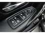 BMW 3-Serie 318i Edition Luxury Line | Stoelverwarming | Lederen bekleding | Schuifdak | LED