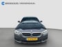 BMW 5-Serie 520i High Executive M Sport | Camera | Cruise Control | Stoelverwarming | Bluetooth | Navi | | Achteruitrijcamera | Buitenspiegels elektrisch verstel- en verwarmbaar | Centrale deurvergrendeling met afstandsbediening