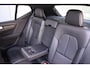 Volvo XC40 T5 262PK Automaat Recharge R-Design / Adaptive cruise control / Leren bekleding / Elektrische stoelen met geheugen / Elektrisch glazen schuif-kanteldak / Harman Kardon / Stoel- en stuurverwarming / Elektrische achterklep / Trekhaak / 21" velgen / Achteruitrijcamera