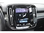 Volvo XC40 T5 262PK Automaat Recharge R-Design / Adaptive cruise control / Leren bekleding / Elektrische stoelen met geheugen / Elektrisch glazen schuif-kanteldak / Harman Kardon / Stoel- en stuurverwarming / Elektrische achterklep / Trekhaak / 21" velgen / Achteruitrijcamera