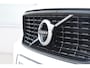 Volvo XC40 T5 262PK Automaat Recharge R-Design / Adaptive cruise control / Leren bekleding / Elektrische stoelen met geheugen / Elektrisch glazen schuif-kanteldak / Harman Kardon / Stoel- en stuurverwarming / Elektrische achterklep / Trekhaak / 21" velgen / Achteruitrijcamera