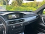 BMW 3-Serie 320i High Executive Schuif Kanteldak Stoelverwarming Navi Pdc Voor En Achter Airco Cruise