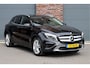 Mercedes-Benz GLA 180 d Ambition | Stoelverwarming | Cruise Control | Elektrische Achterklep | Parkeerassistent | Bi-Xenon |