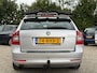 Skoda Octavia Combi 1.2 TSI Ambition Business Line Nieuwe Distributie en Waterpomp Dealer Onderhouden Nieuwe Apk