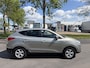 Hyundai ix35 2.0-16V Dynamic Automaat 165 PK. Prachtige en als nieuw rijdende auto !!! Onverwoestbare en zeer betrouwbare auto !!