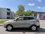 Hyundai ix35 2.0-16V Dynamic Automaat 165 PK. Prachtige en als nieuw rijdende auto !!! Onverwoestbare en zeer betrouwbare auto !!
