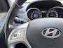 Hyundai ix35 2.0-16V Dynamic Automaat 165 PK. Prachtige en als nieuw rijdende auto !!! Onverwoestbare en zeer betrouwbare auto !!
