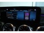 Mercedes-Benz GLB 200 Business Solution AMG | Cruise Control | Schuifdak | Stoelverwarming | Trekhaak | Memory | Matrix | Sfeerverlichting | Keyless | Navi