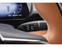 Mazda 6e 68.8kWh 258pk RWD TAKUMI PLUS | Tan Nappa leder & suede interieur met zwarte hemelkleding | Pano dak | 479 km rijbereik | Snellaadtijd 24 minuten !