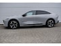 Mazda 6e 68.8kWh 258pk RWD TAKUMI PLUS | Tan Nappa leder & suede interieur met zwarte hemelkleding | Pano dak | 479 km rijbereik | Snellaadtijd 24 minuten !