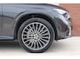 Mercedes-Benz GLC 300e 4MATIC AMG Line Panoramadak - Burmester - Wegklapbare trekhaak - 360 view - Keyless - Led