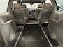 Kia Carnival 2.5 V6 EX Automaat Rolstoelauto Nap Airco Climate