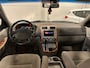 Kia Carnival 2.5 V6 EX Automaat Rolstoelauto Nap Airco Climate