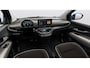 Fiat 500e La Prima | 10,25" touchscreen radio met Bluetooth, DAB & USB | Automatische airconditioning | Extra getint glas achter