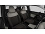 Fiat 600 600e La Prima | 10,25" touchscreen radio met Bluetooth, DAB & USB | Automatische airconditioning | Extra getint glas achter