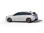 Peugeot 308 Allure | Elektrische parkeerrem | Extra getinte achterste zijruiten en achterruit | ISOFIX-bevestigingspunten voor drie kinderzitjes. Op de passagiersstoel en de buitenste zitplaatsen van de achterbank