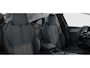 Peugeot 308 Allure | Elektrische parkeerrem | Extra getinte achterste zijruiten en achterruit | ISOFIX-bevestigingspunten voor drie kinderzitjes. Op de passagiersstoel en de buitenste zitplaatsen van de achterbank