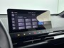 MG MG4 Electric LUXURY 64 kWh | WARMTEPOMP | NAVI | CLIMA | CRUISE ADAPT. | CAMERA | PRIVACY GLASS | 17'' LM VELGEN | STOEL- & STUURVERWARMING | FABRIEKSGARANTIE GELDIG T/M 6-2030 |